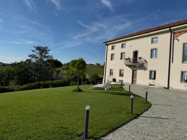 Ermitage La Suite-Hermitage Al Tramonto-Hermitage Tra Le Vigne Cioccaro Di Penango Buitenkant foto